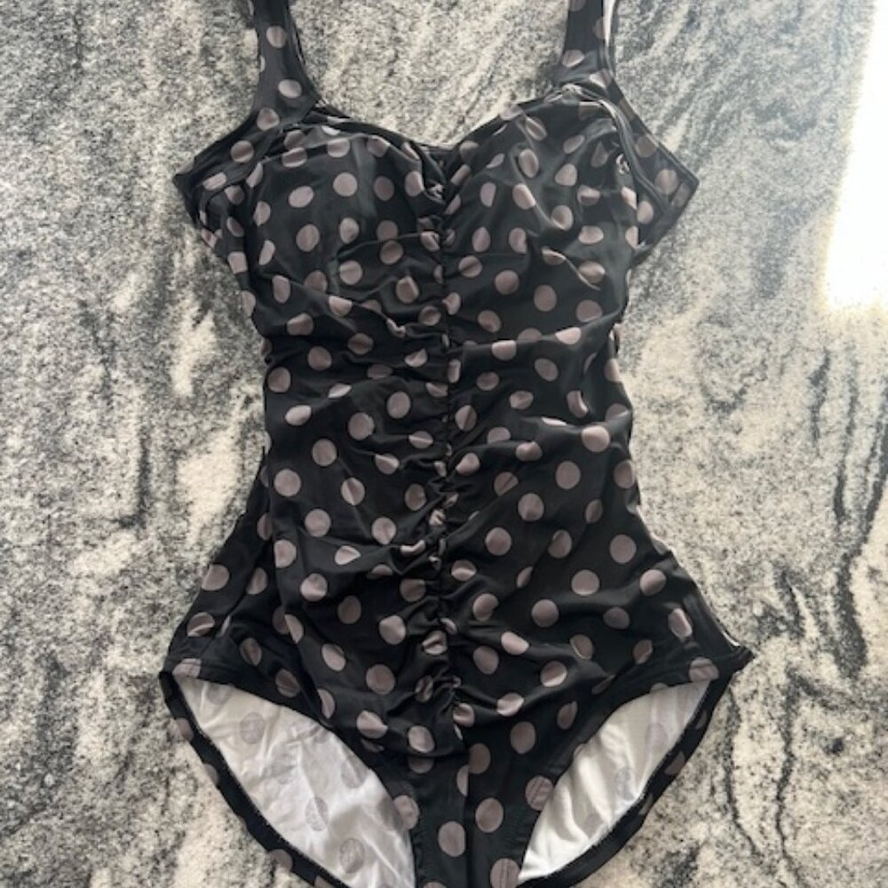 Island Pearls Ruched polka dot Swimsuit blk w/‎ gray polka dots size 14